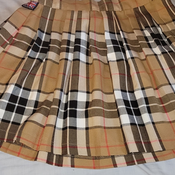 Skirt - Picture 3 of 4